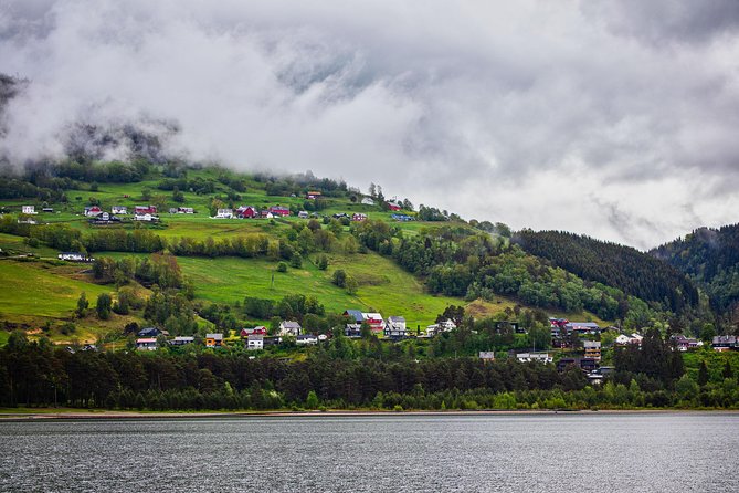PRIVATE GUIDED TOUR: Highlights of Norway – Trip to the Sognefjord – SUMMER - Why this private Bergen day trip works