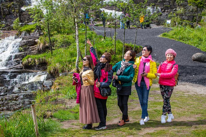 PRIVATE GUIDED TOUR: Highlights of Norway – Trip to the Sognefjord – SUMMER - The Flåm Railway to Myrdal