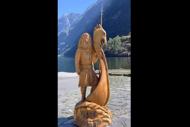 Private guided tour - Premium Nærøyfjord Cruise and Flåm Railway - What $1,008.55 per person really buys
