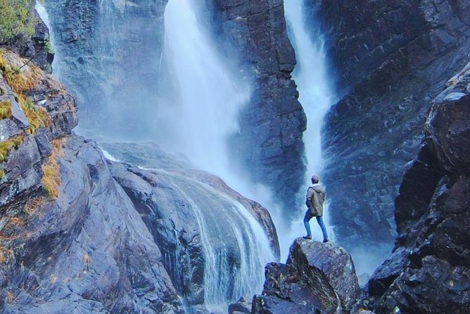 PRIVATE GUIDED TOUR: Secrets of the Fjords - the Osterfjord and Mo, 6-7 hours - Leaving Bergen for Osterfjord