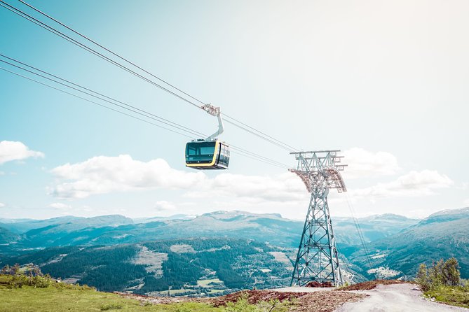 Private tour - Hardangerfjord, Voss Gondola & 4 Great Waterfalls - Leaving Bergen for Fossen Bratte