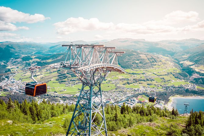 Private tour - Hardangerfjord, Voss Gondola & 4 Great Waterfalls - Vøringsfossen and the Måbødalen drop