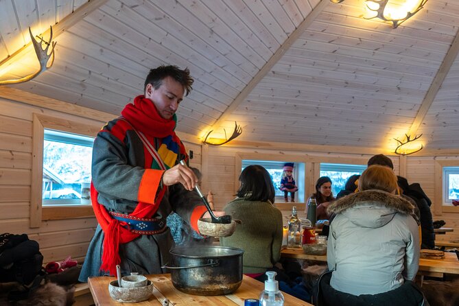 Reindeer feeding & Saami Culture with chance for Northern Lights - The Northern Lights: a bonus, not a promise