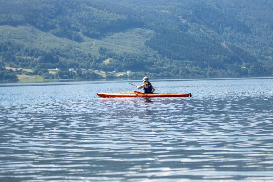 Rental - Sea Kayak - Choosing between a single kayak, double kayak, or canoe