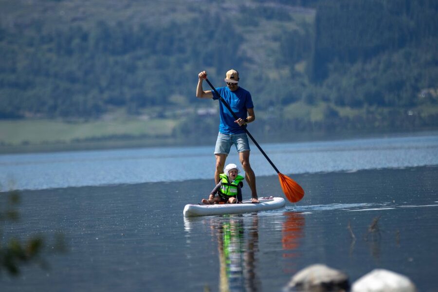 Rental SUP - Stand Up Paddle Board - Starting Beside Voss’s Main Lake