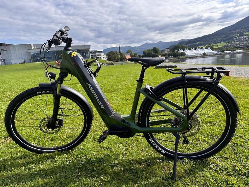 Rentals | E-Trekking Bike - A hybrid bike built for city streets and gravel tracks