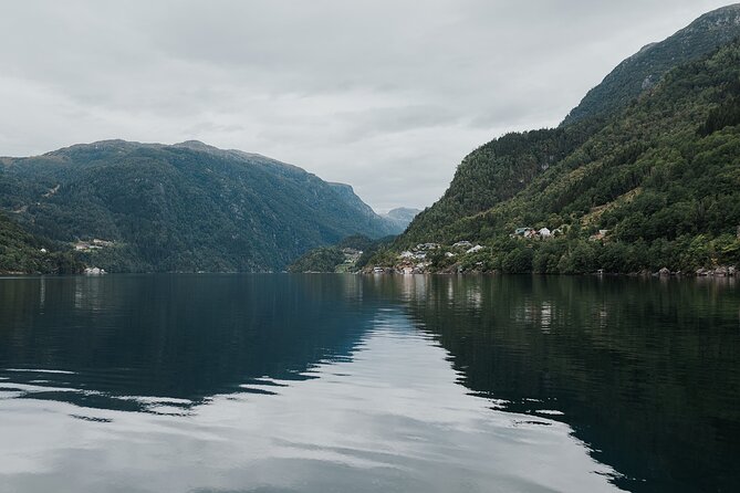 Scenic Hardangerfjord & Fyksesund RIB adventure from Norheimsund - Passing under the Fyksesund Bridge