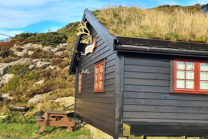 Scenic tour to Steinsfjellet, locals at Kringsjå & Rising Tide - Steinsfjellet gives Haugesund room to breathe
