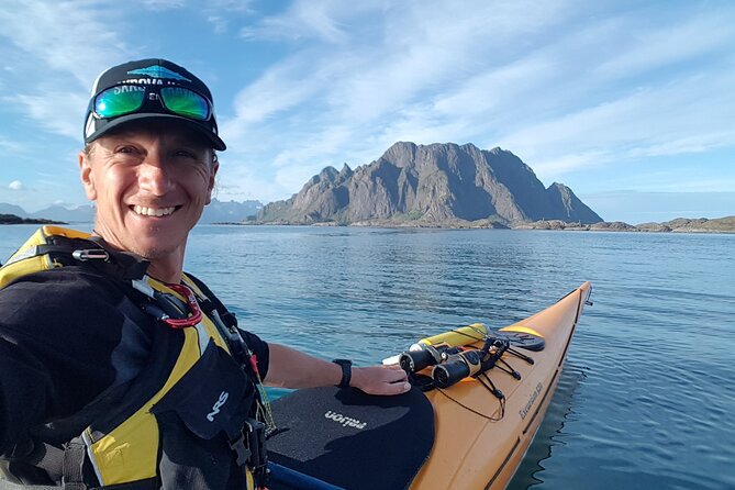 Sea Kayak Guided Tours on Skrova Island - Guides, safety, and the beginner question
