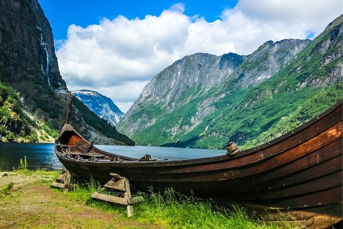 Self-guided day tour From Bergen to Flam All Inclusive roundtrip - The two-hour ferry from Gudvangen to Flåm