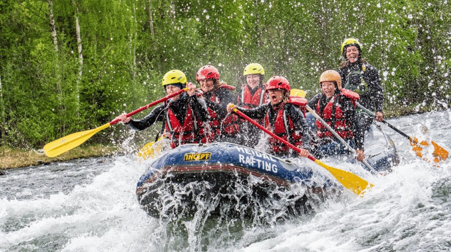Sjoa: Unforgettable Rafting Experience - Hot showers, warm drinks, and the useful finish