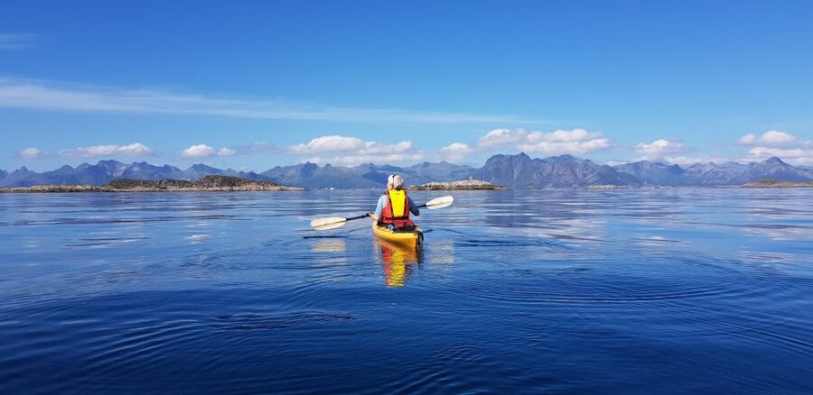 Skrova Island : 3hours Guided Kayak Tour - Three Hours Along Skrova’s Coast