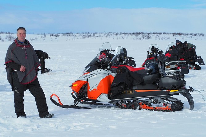 Snowmobile safari in the mountain plateau of Finnmarksvidda - What to wear for five hours outside
