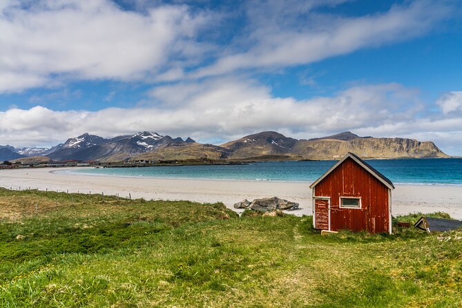 South Lofoten Highlights Photo Tour (Summer) - Hamnoy, where red cabins meet the mountains