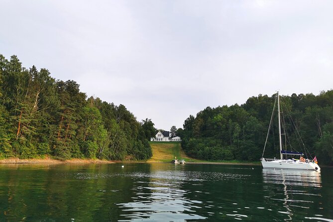 Stand up paddleboard adventure in Leangbukta - Following the Route Toward Konglungen