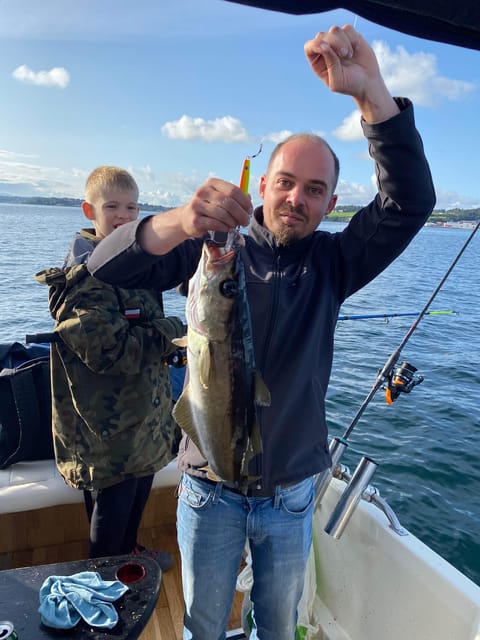 Stavanger: 5-Hour Fishing Trip with Equipment and Guide - What you can catch and how the guide helps