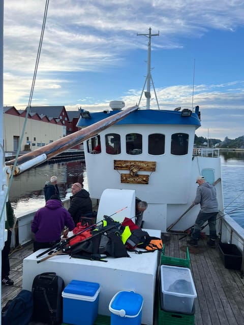 Stavanger: 5-Hour Fishing Trip with Equipment and Guide - Five hours on a small fishing boat