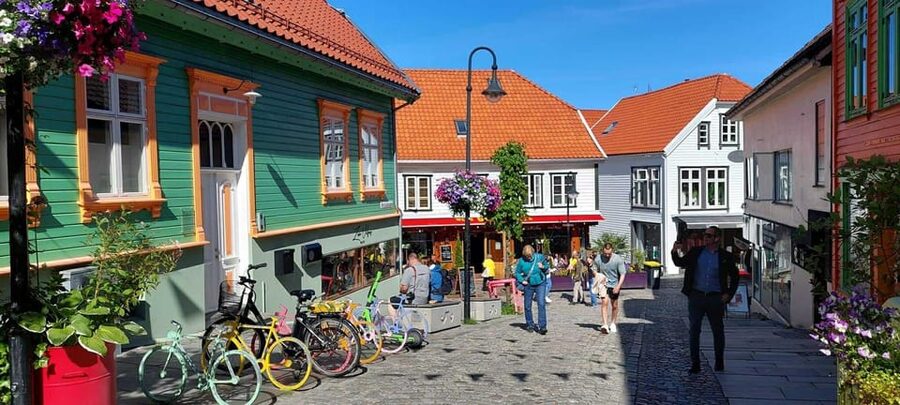 Stavanger: City Highlights Bus and Walking Tour - The Stavanger details worth your time