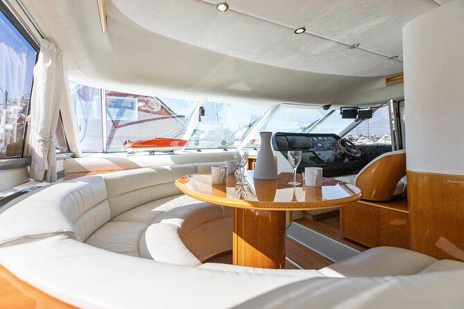 Stavanger City Island, Guided cruise tour - What the city islands look like from a private boat