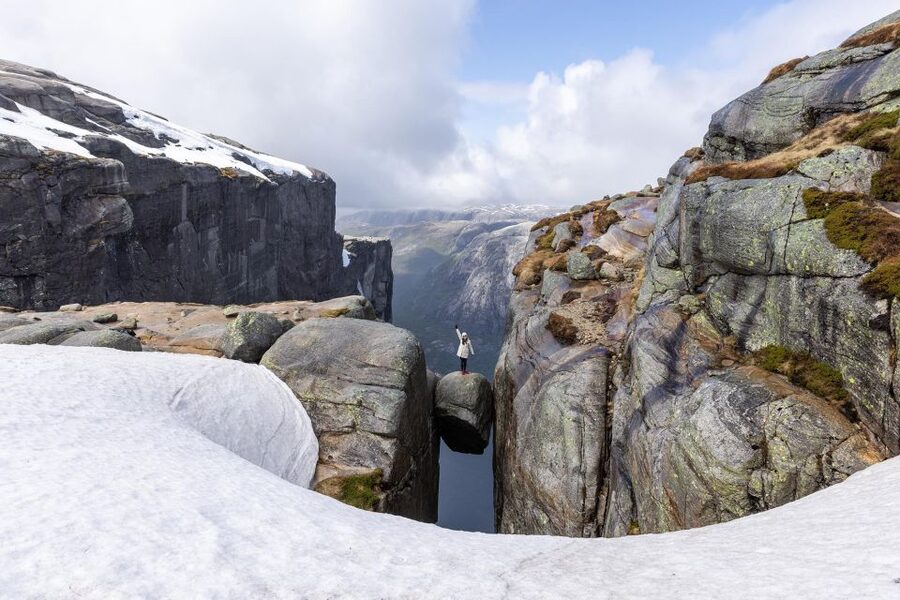 Stavanger: Off-Season Hike to Kjerag + Packed Lunch - Practical booking advice for a smoother day