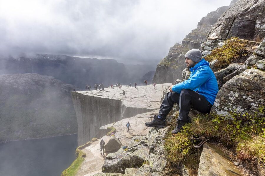 Stavanger: Preikestolen Classic Hike and Side Trail - Guide quality and the small-group advantage