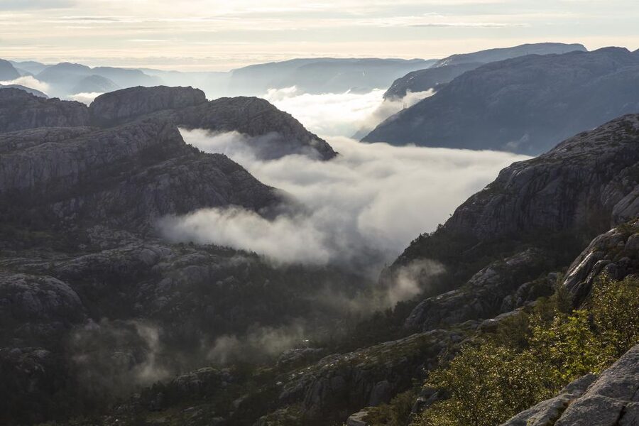 Stavanger: Preikestolen Sunrise Hike with Breakfast Buffet - Key points to know before booking