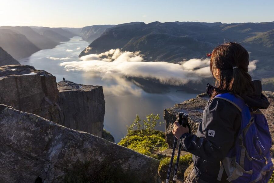 Stavanger: Preikestolen Sunrise Hike with Breakfast Buffet - Practical booking and cancellation advice