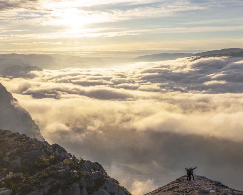 Stavanger: Preikestolen Sunrise Hike with Breakfast Buffet - The 2.5-hour climb to Pulpit Rock