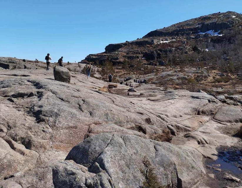 Stavanger: Preikestolen Tour with Guide and Pickup - Is $165 a fair price?