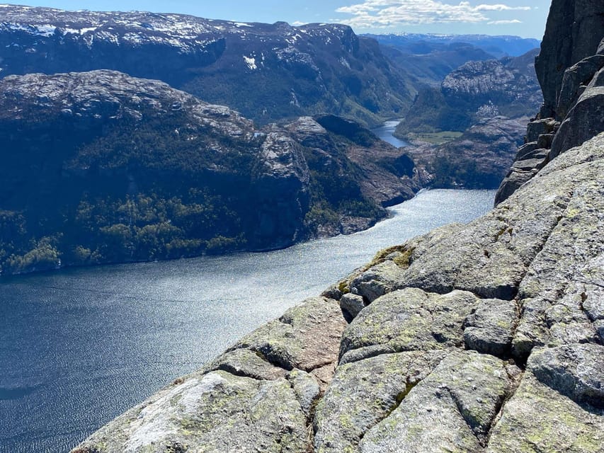 Stavanger: Preikestolen Tour with Guide and Pickup - Who should choose this Preikestolen tour?