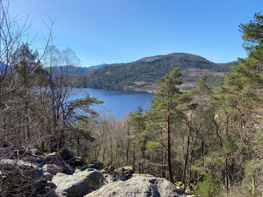 Stavanger: Preikestolen Tour with Guide and Pickup - Booking details that matter