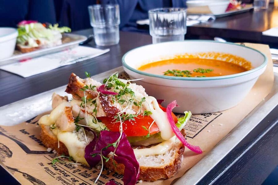 Stavanger: Preikestolen Winter Hike + Hot Lunch - Leaving Stavanger in a Small Group
