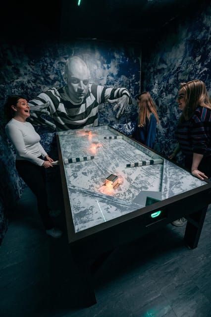Stavanger: Prison Island Adventure Game - Why the variety makes the time pass quickly