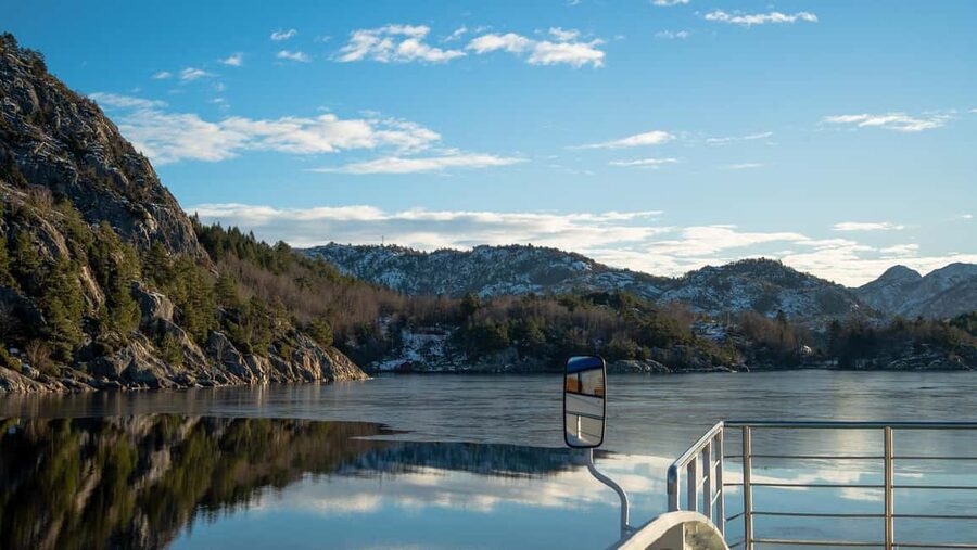 Stavanger: Scenic Fjord Cruise to Lysefjord and Preikestolen - A quiet ride with useful comforts