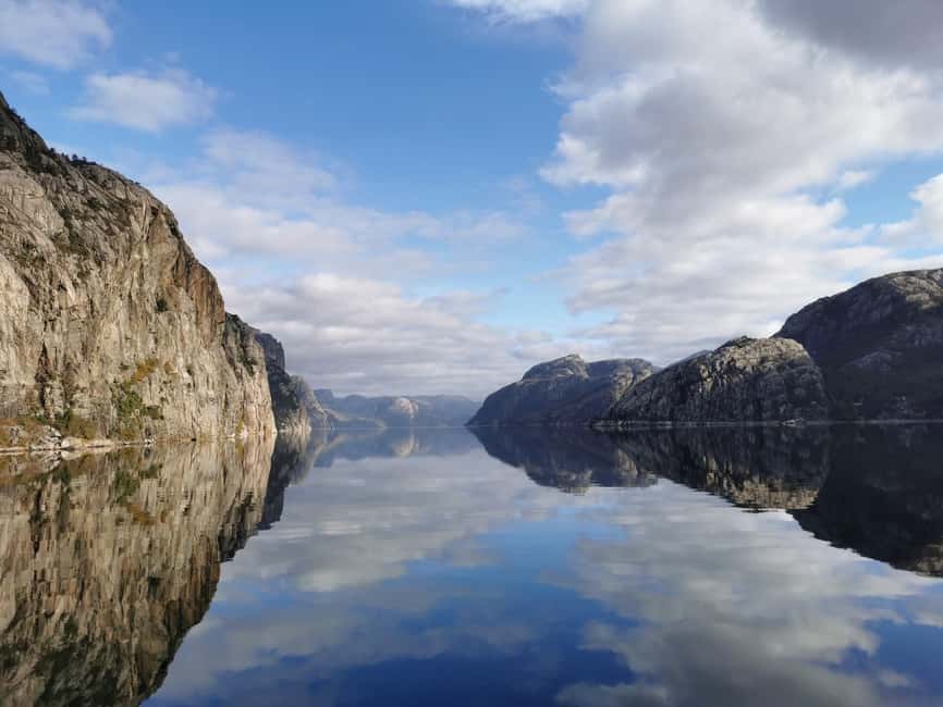 Stavanger: Scenic Fjord Cruise to Lysefjord and Preikestolen - What the return journey feels like