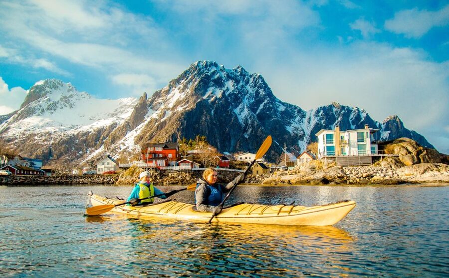Svolvaer: 2-Hour Winter Kayaking Adventure - Key points to know before booking