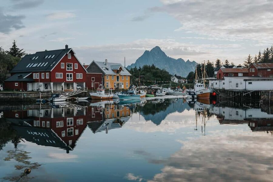 Svolvær: Lofoten Scenic Sightseeing Tour: Half day tour - Kabelvåg and the old fishing coast