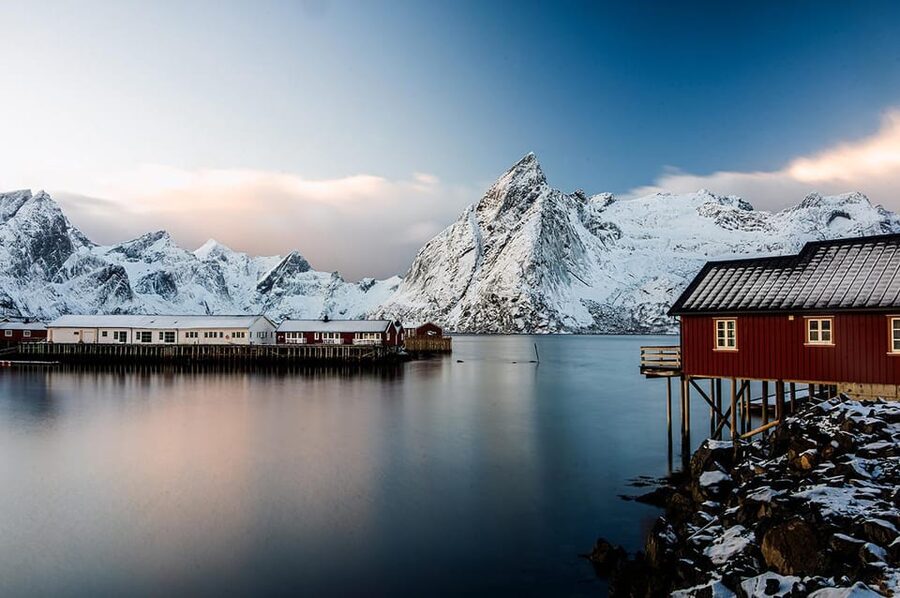 Svolvær: Reine, Hamnøy, Sakrisøy Photo Tour - Ramberg and its broad white beach