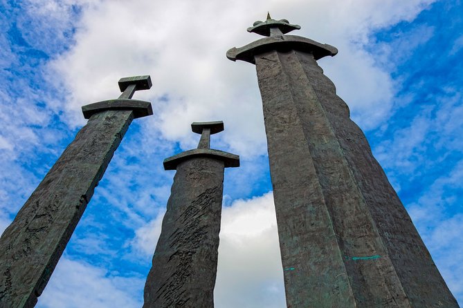 Swords in Rock monument and Stavanger highlights private tour - Stavanger Cathedral and the medieval center