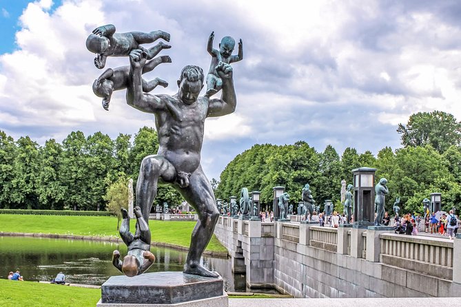 The Ultimate Study of the Human Form at Vigeland's Sculpture Park with a Local - What a small group changes