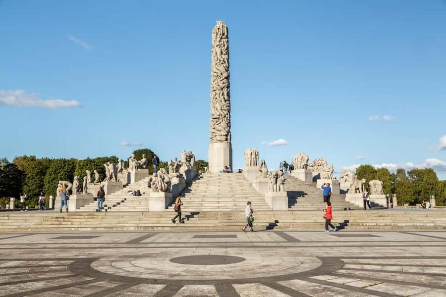 The Vigeland Park in Oslo: Insta-Perfect Walk with a Local - Beyond the statues: everyday Oslo in a short walk