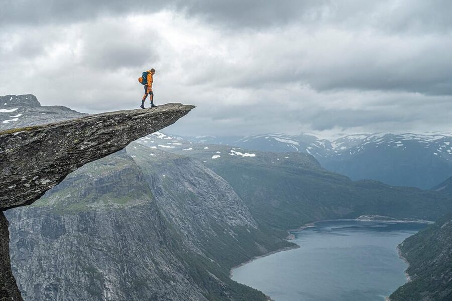 Trolltunga: Trolltunga Summer Hike - Meeting at P2 and riding up to P3