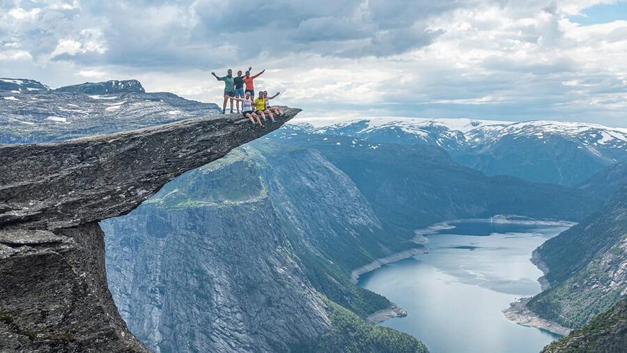 Trolltunga: Trolltunga Summer Hike - Reaching the famous rock ledge
