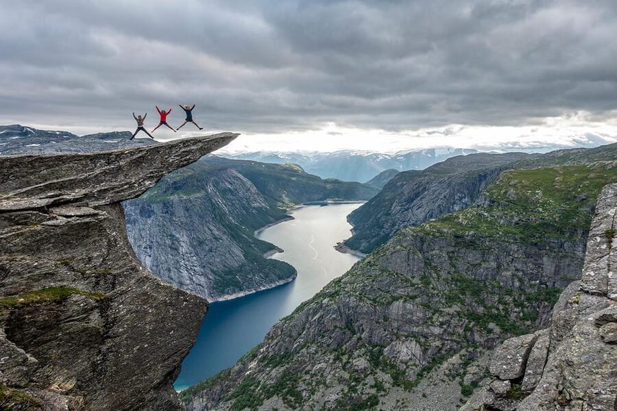 Trolltunga: Trolltunga Summer Hike - Final verdict: book it if support matters