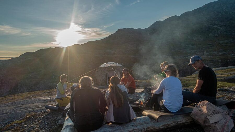 Trolltunga: Trolltunga Sunset Glamping - The P2 to P3 shuttle saves useful energy