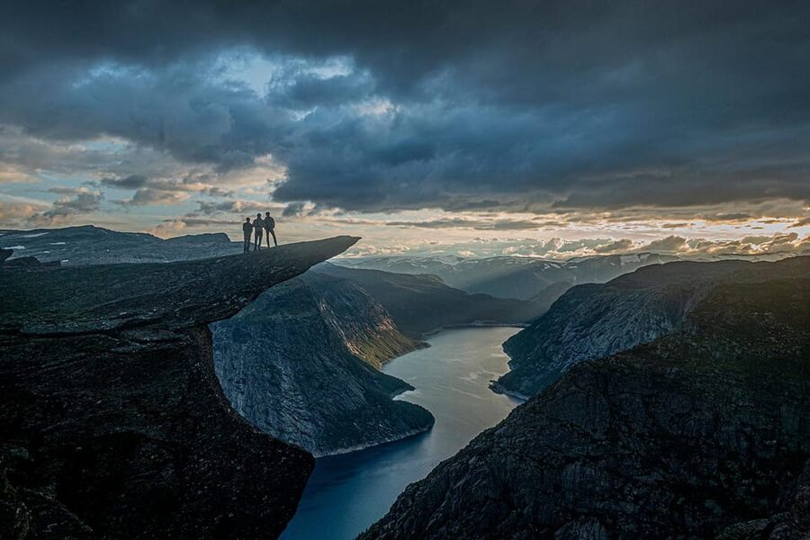 Trolltunga: Trolltunga Sunset Glamping - Sunrise, breakfast, and the walk back