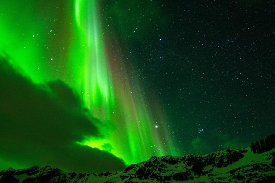 Tromsø Adventurous Northern Lights Small-Group - Warm drinks, campfire time, and a useful place to sit