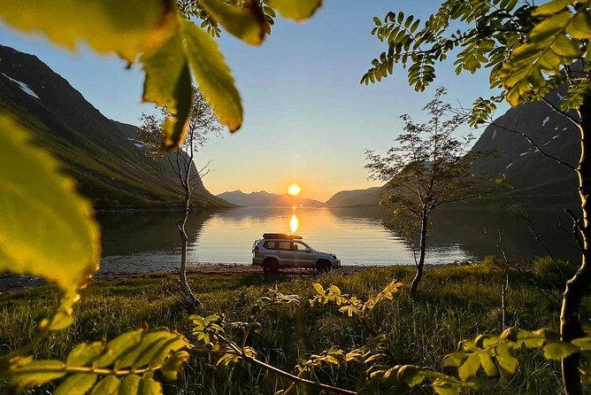 Tromsø: Arctic Landscapes Hiking / Snowshoeing Tour in the wild - Photos without spending the hike behind a phone