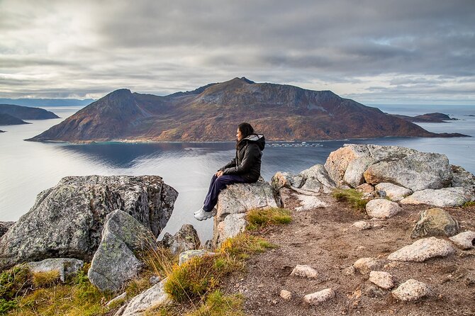 Tromsø: Arctic Landscapes Hiking / Snowshoeing Tour in the wild - Choosing the fjord or valley by weather