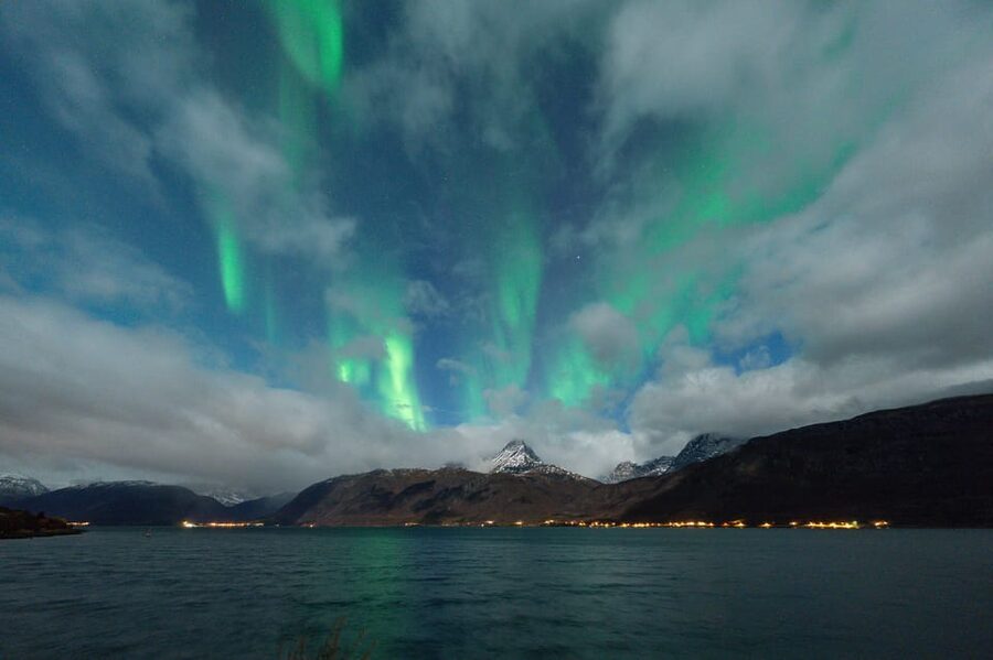 Tromsø: Aurora Borealis, Campfire, Hot Meal, Arctic Tour - Price, group size, and what you really receive